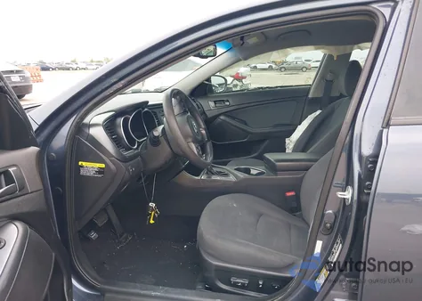 2015 Kia Optima Lx z USA, uszkodzony, nr VIN 5XXGM4A70FG465312